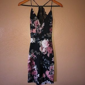 SOLD: Brand new floral dress with back cutout!